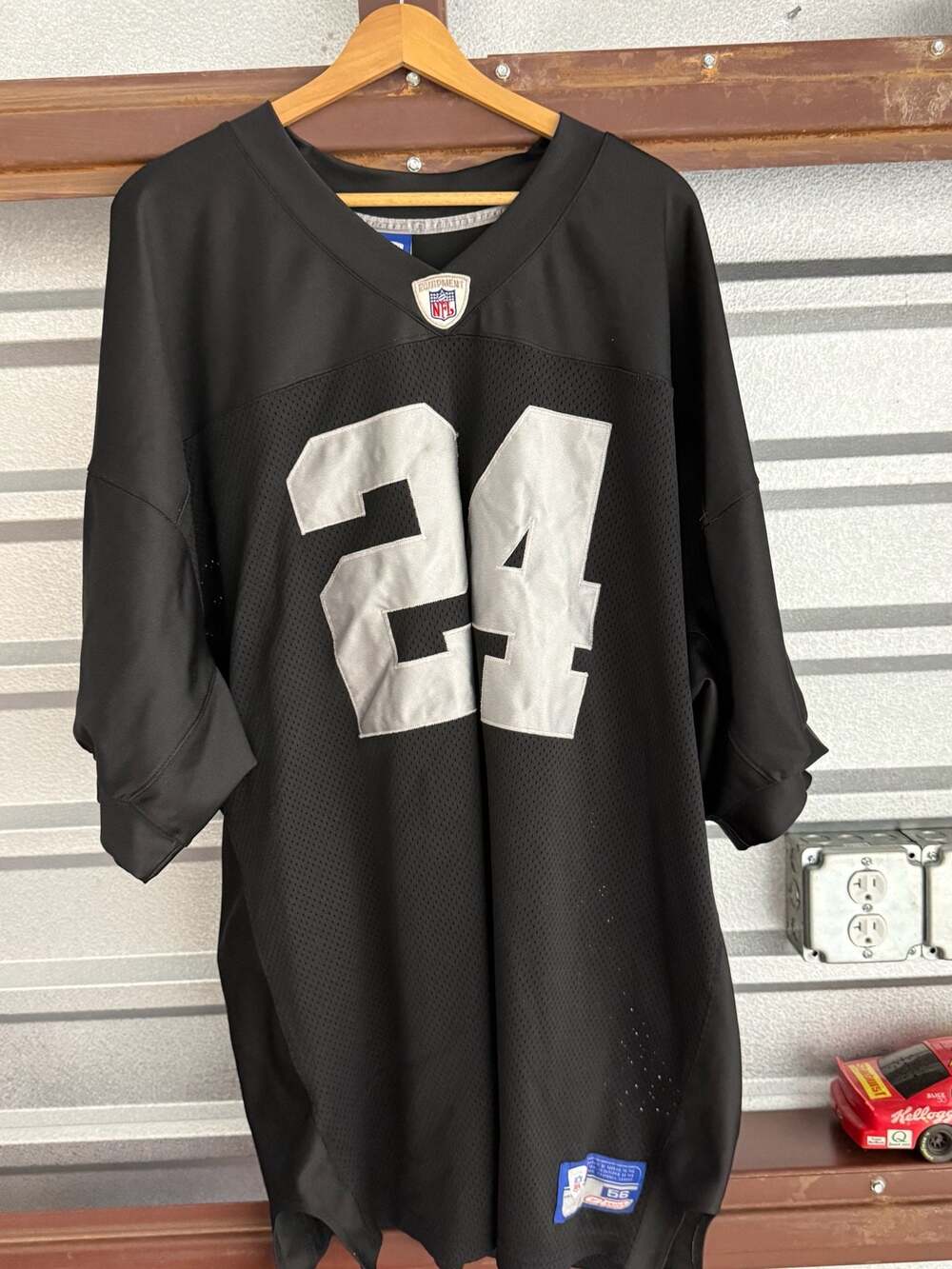 Reebok NFL Oakland Raiders Charles Woodson 24 Jersey Size 56